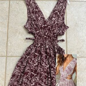 LONG V-NECK DRESS WITH SIDE CUTOUTS Paisley Print
